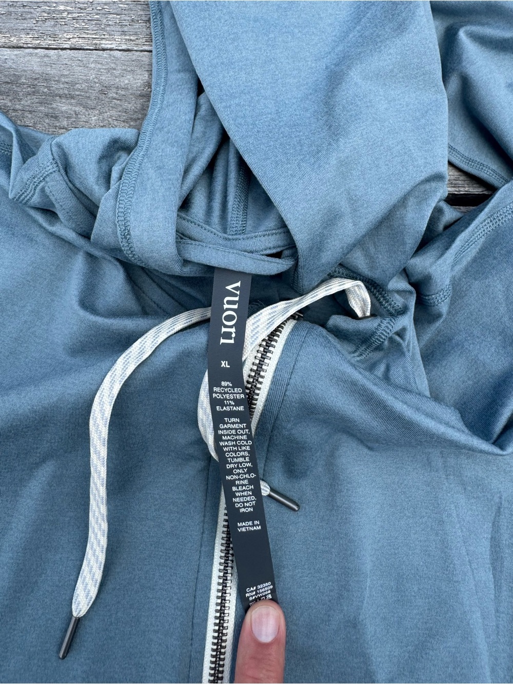 Vuori Halo Performance Hoodie 2.0 Smoke Blue Heather XL NWT - Picture 6 of 9